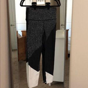 Lululemon Wunder Under Crops